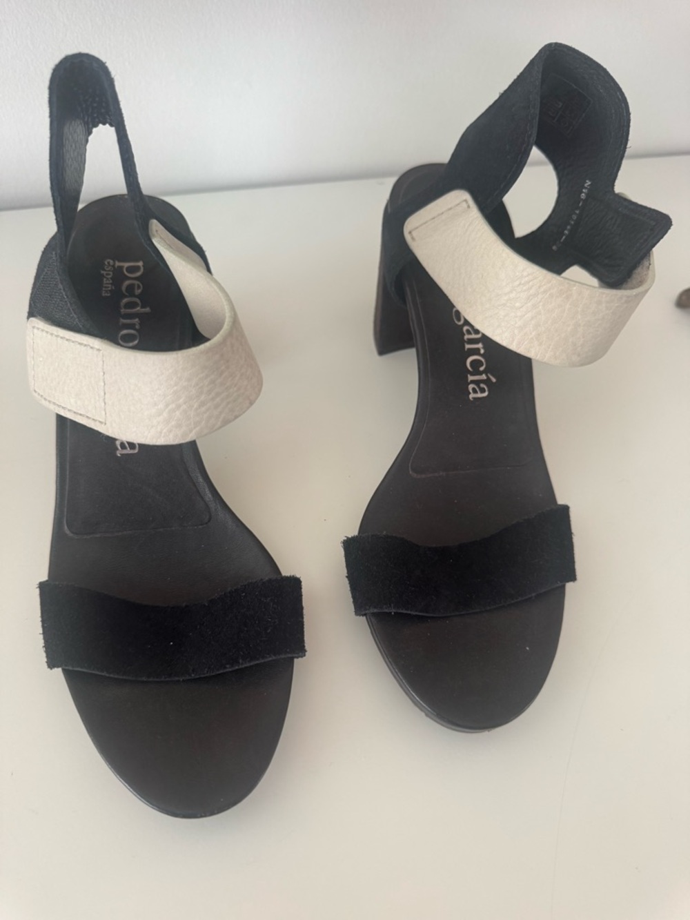 Pedro Garcia Black and Cream Two-Tone Slingback Block Heels